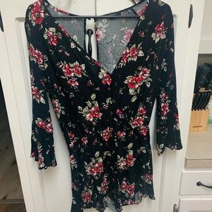 Floral romper!!